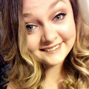 Meet your Posher, Janessa